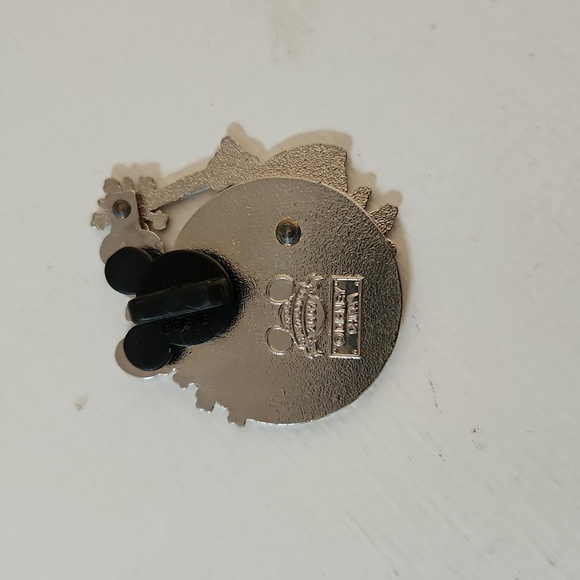 Disney Epcot Sorcerer Mickey Trading Pin - Picture 2 of 2